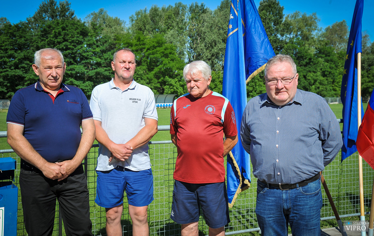 Četrnaest ekipa na Međunarodnom boćarskom turniru u Otoku