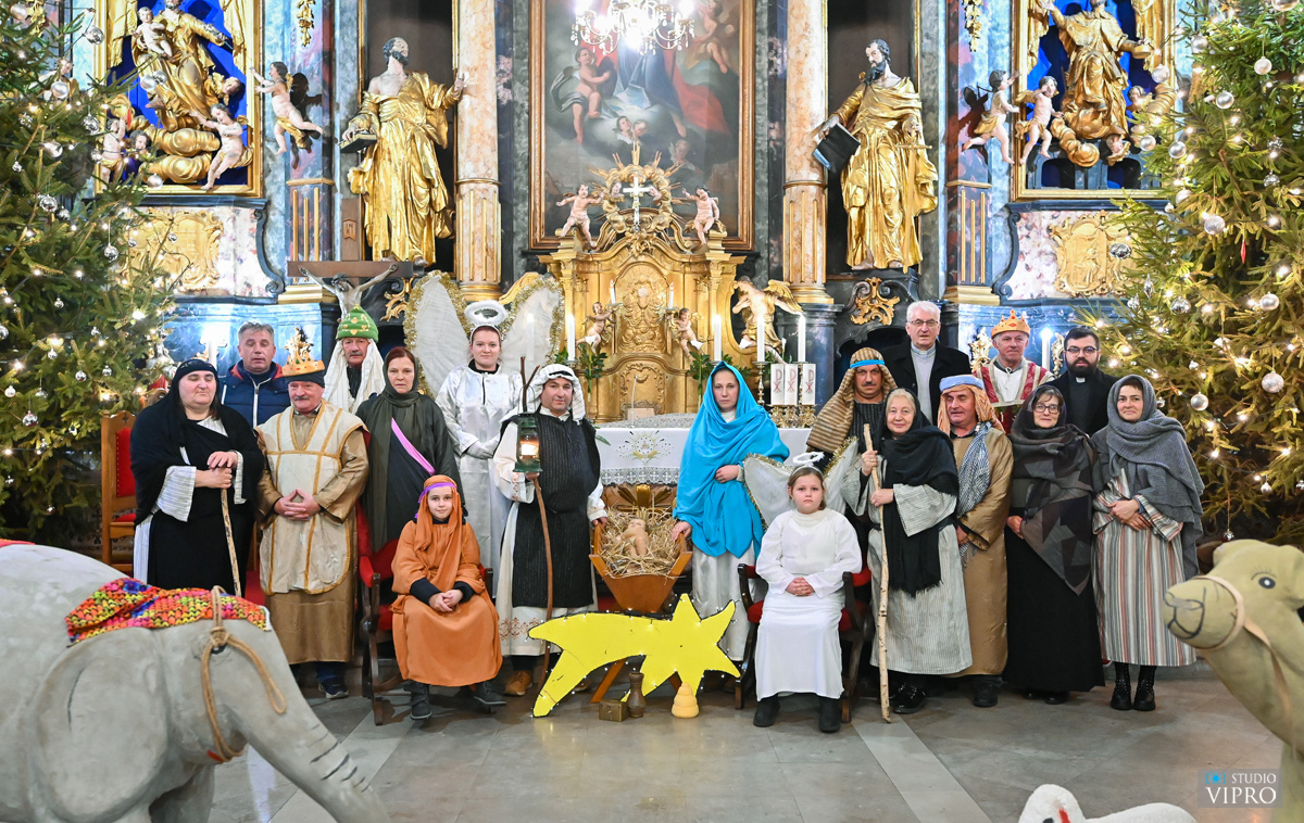 BILO JE PREDIVNO Za kraj Adventske čarolije održan koncert Puhačkog orkestra Grada Preloga