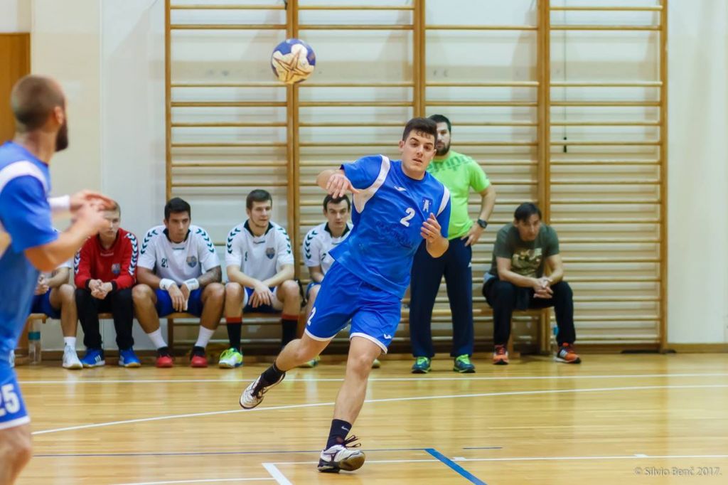 2255039037455735300178235984708