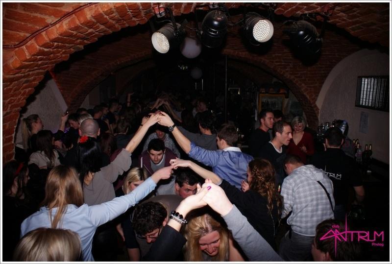 slika0069 Antrum (Subota, 16.2.2013 – notValentines party) slika0069 Antrum (Subota, 16.2.2013 – notValentines party)