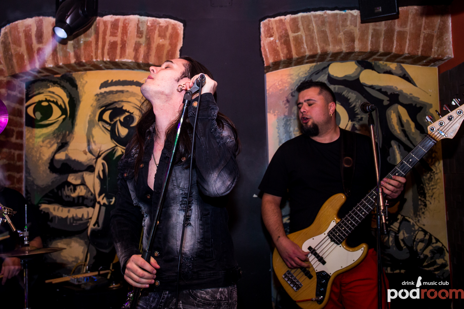 Crno Perje u Podroomu