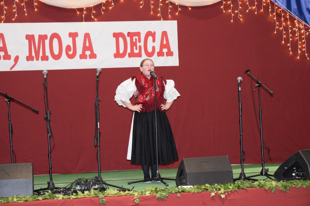 susret malih čuvara međimurske popevke dobravske Tete Lize2023 susret malih čuvara međimurske popevke dobravske Tete Lize2023