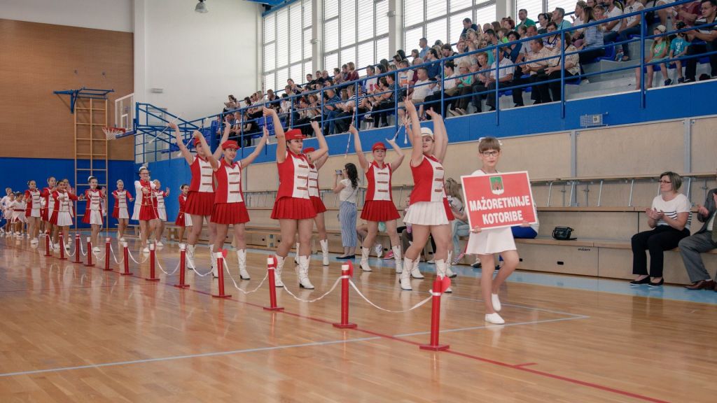 3296770057821236253955322080618