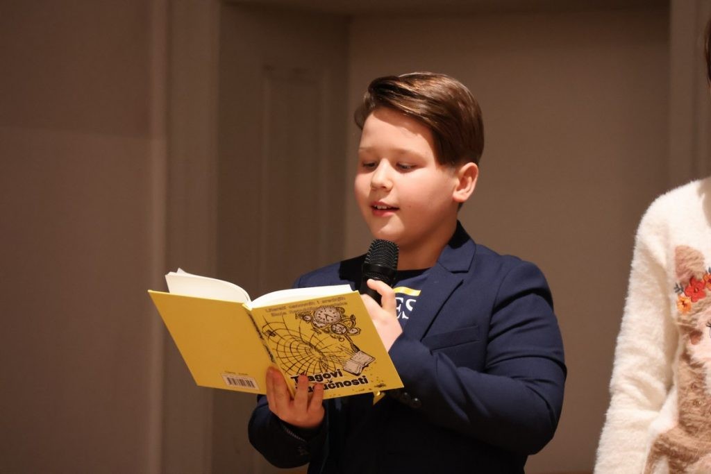 MLADI PISCI Predstavljen zbornik dječjih literarnih radova Tragovi budućnosti