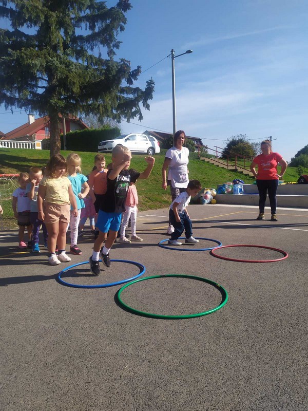 SPORT I DRUŽENJE Mališani iz vrtića ‘Maslačak’ uključili su se u obilježavanje Europskog tjedna sporta