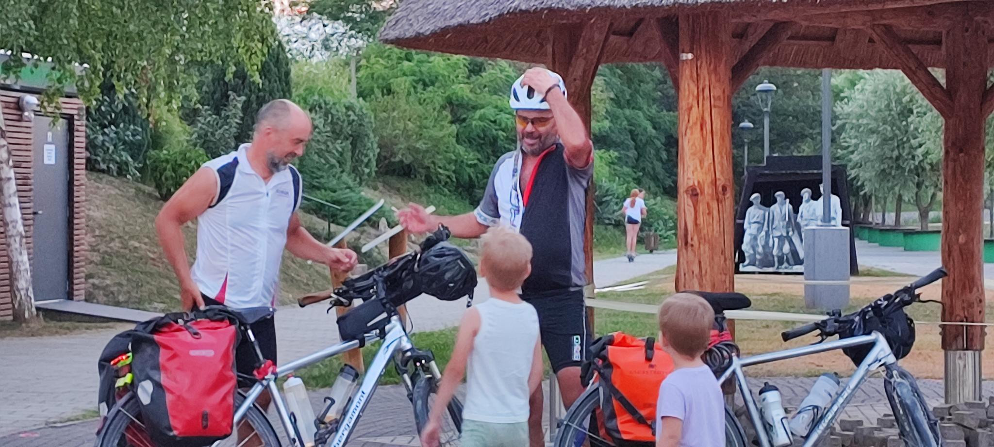 AVANTURA PREKO POLA EUROPE Biciklisti se još jednom vratili u Mursko Središće