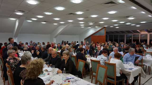 FOTO Župan Matija Posavec na Hrvatskom balu u Lendavi pružio potporu HKD-u Pomurje