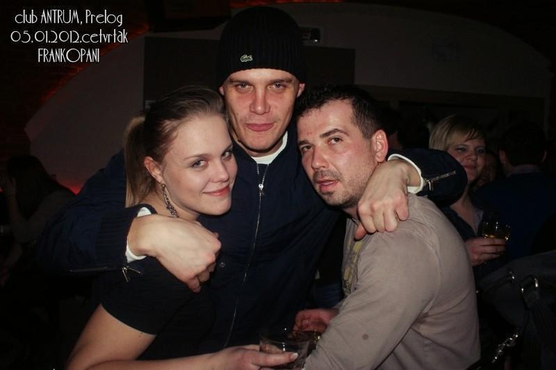 slika0045 Antrum (Četvrtak, 5.1.2012) slika0045 Antrum (Četvrtak, 5.1.2012)