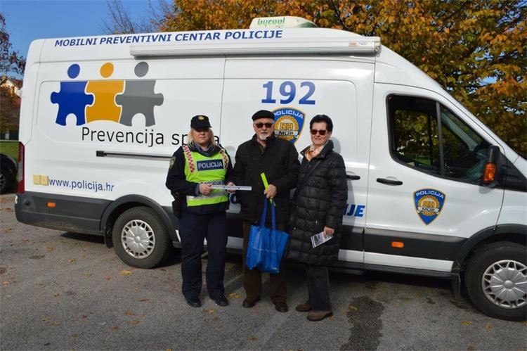 ČAKOVEC Na Jugu provedene preventivne aktivnosti usmjerene prema najugroženijim sudionicima u prometu ČAKOVEC Na Jugu provedene preventivne aktivnosti usmjerene prema najugroženijim sudionicima u prometu