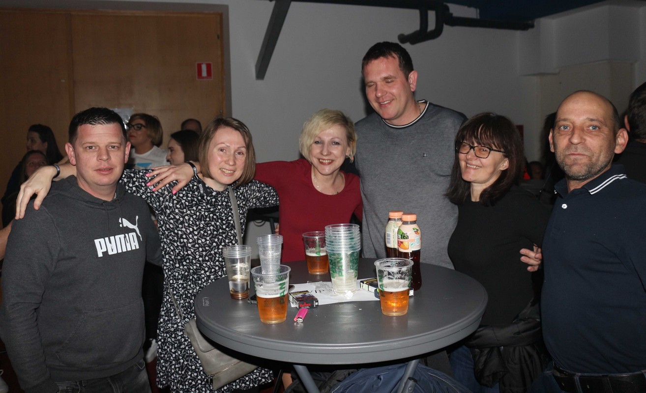 Neda Ukraden i grupa Vigor