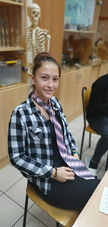 GOSPODARSKA ŠKOLA ČAKOVEC Radionicama obilježili Svjetski dan kravate