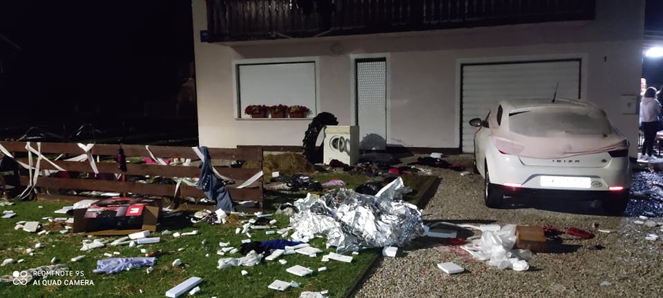 FOTO Potepanje ih nije mimoišlo: Žene se Marta Tuksar i Krunoslav Erdelja iz Peklenice