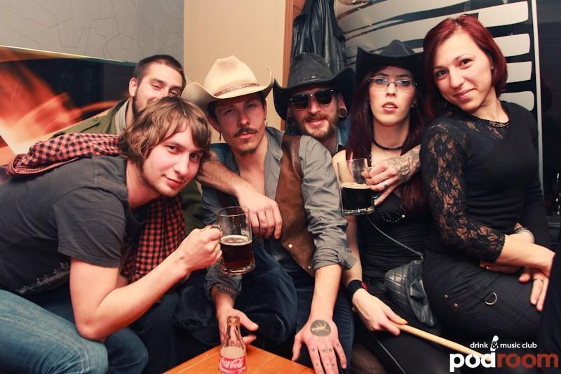 slika0018 Podroom (Srijeda, 25.4.2012) slika0018 Podroom (Srijeda, 25.4.2012)