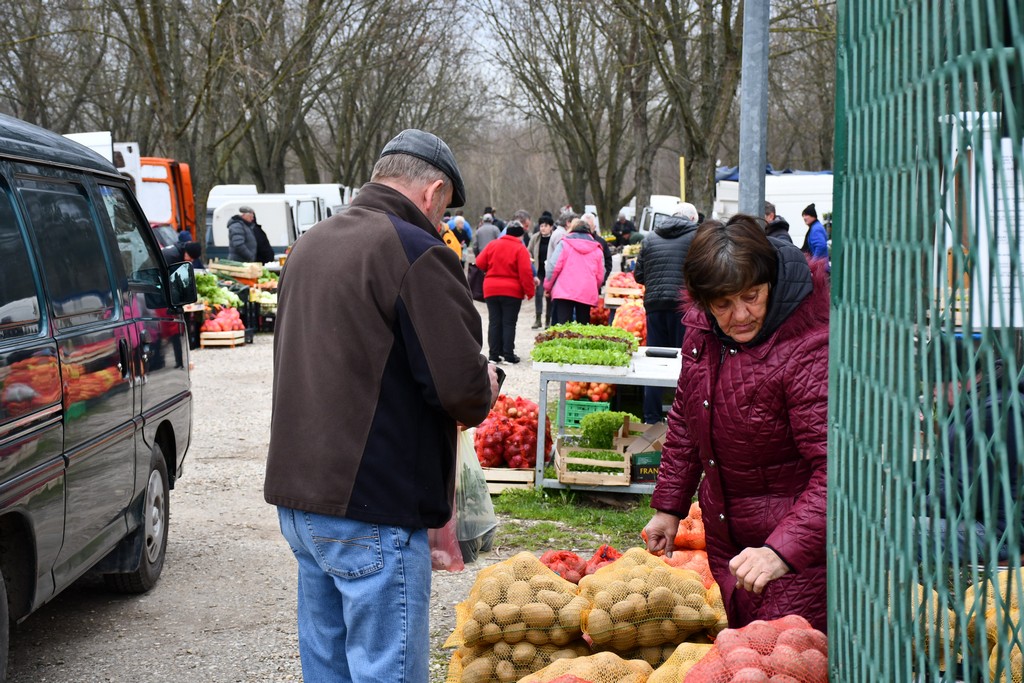 Prohladno jutro na čakovečkom sajmu, no bogata ponuda nije izostala
