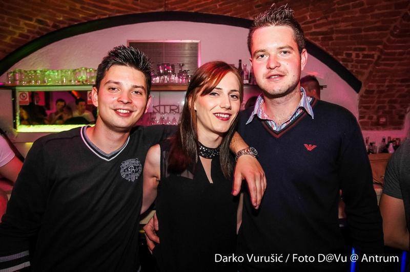 slika00006 Antrum (Subota, 28.6.2014. – Sandra Afrika)