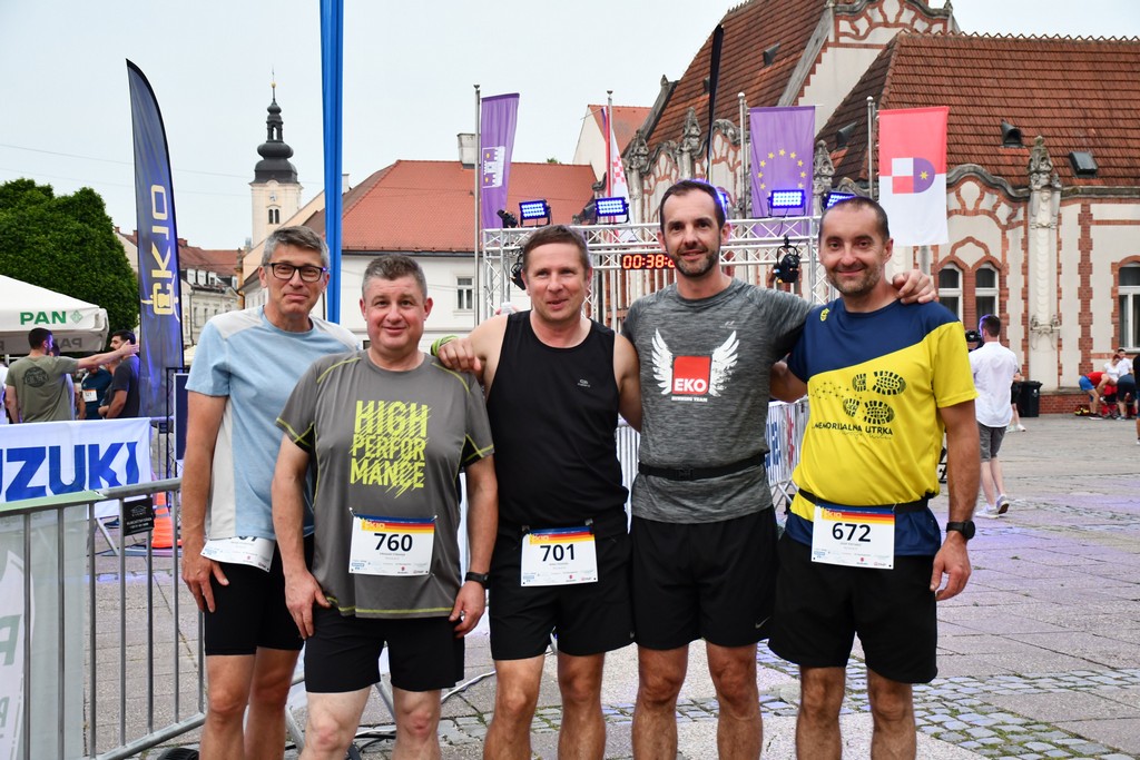 POGLEDAJTE TKO JE SVE TRČAO Veliki broj trkača na ‘Čakovečkom noćnom ceneru’