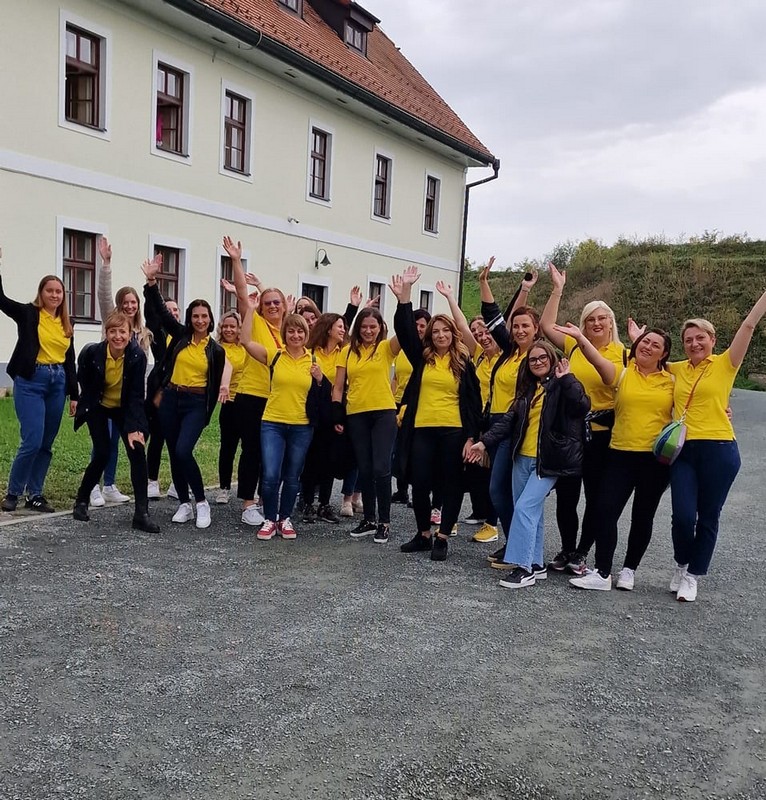 ansambl Pučpuljike ansambl Pučpuljike