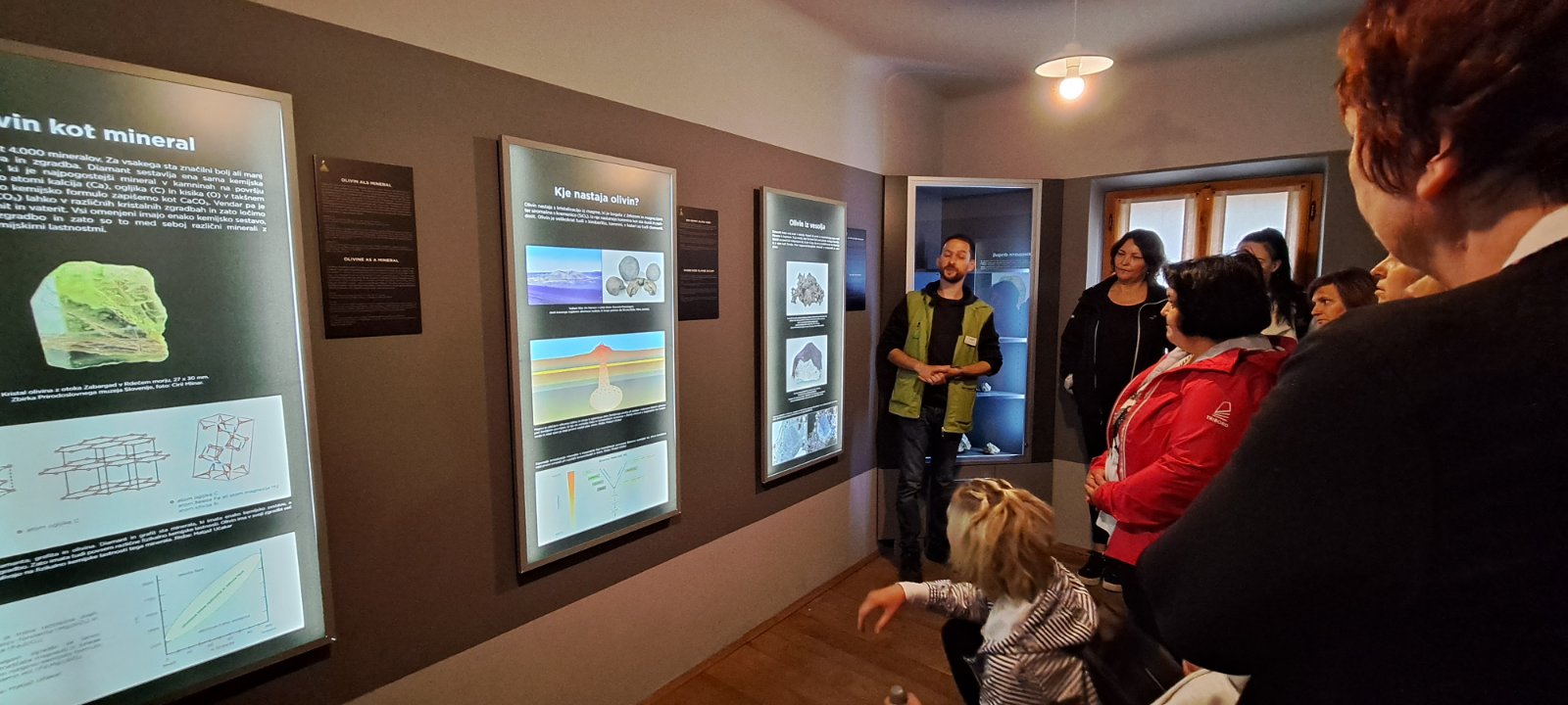 ASTRONOMIJA U VRTIĆU Odgojiteljice iz vrtića Stonoga na zaključnoj mobilnosti Erasmus+ projekta u Sloveniji ASTRONOMIJA U VRTIĆU Odgojiteljice iz vrtića Stonoga na zaključnoj mobilnosti Erasmus+ projekta u Sloveniji