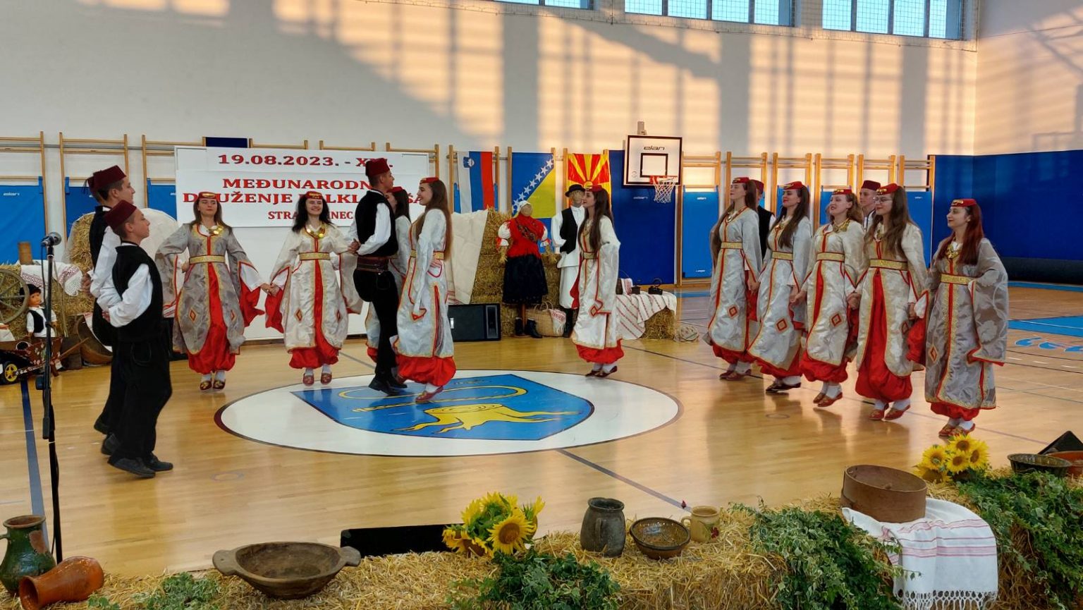FOTO U Strahonincu otvoreno XXI. izdanje Međunarodnog druženja folkloraša