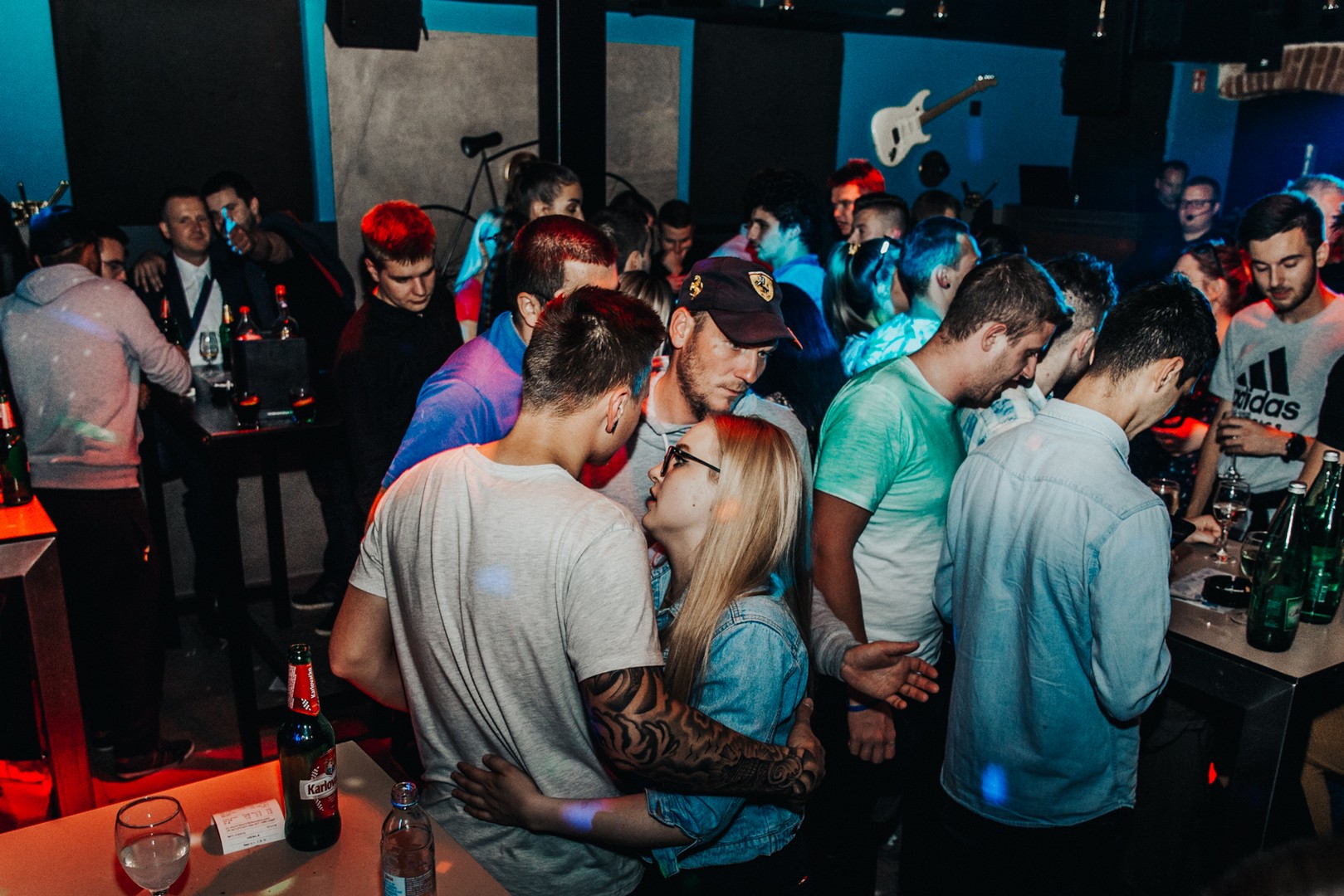 Odlična zabava na Podrumarenju uz TS Kumovi i Vina Tomšić