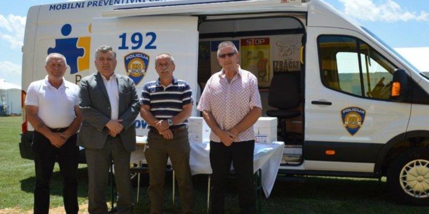 dsc3214757410 dsc3214757410