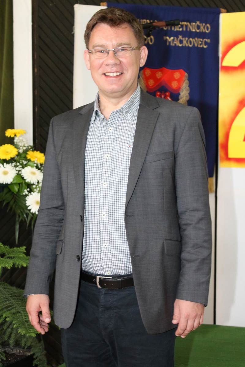 Županijsku smotra tamburaških sastava i kulturno umjetničkih društava u Mačkovcu