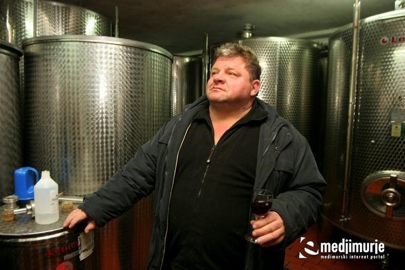 vinar alojz Tomšić Županov domjenak za novinare (Utorak, 27.12.2011)