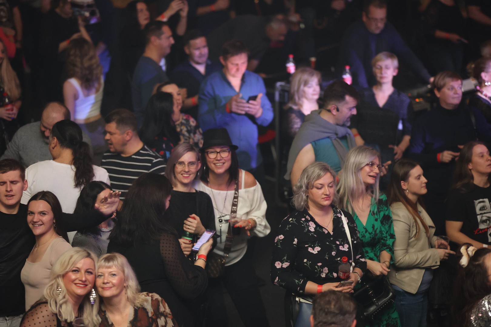 KONCERT U ČAKOVCU Haris Džinović svojim hitovima rasplesao i raspjevao publiku