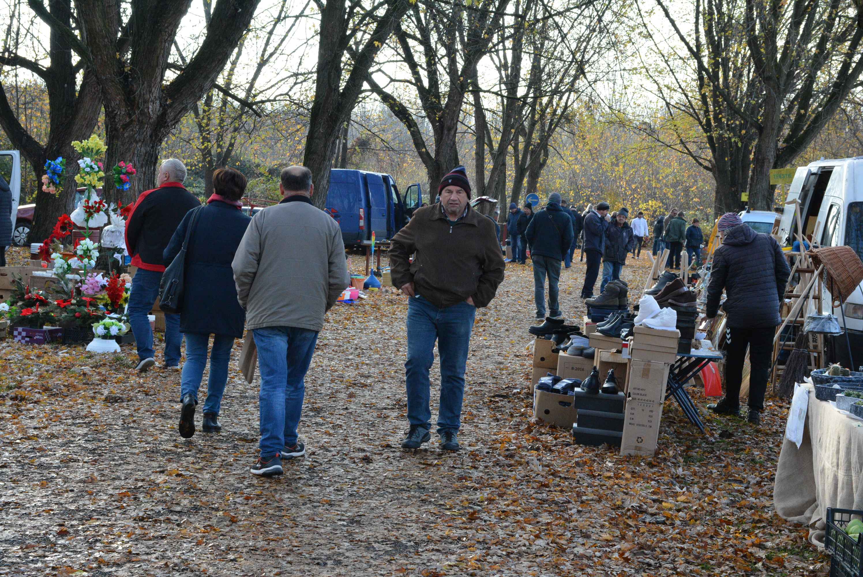 FOTO Čakovečki sajam odolijeva zimskoj hladnoći – posjetitelji hrabro istraživali bogatu ponudu unatoč mrazu na automobilima