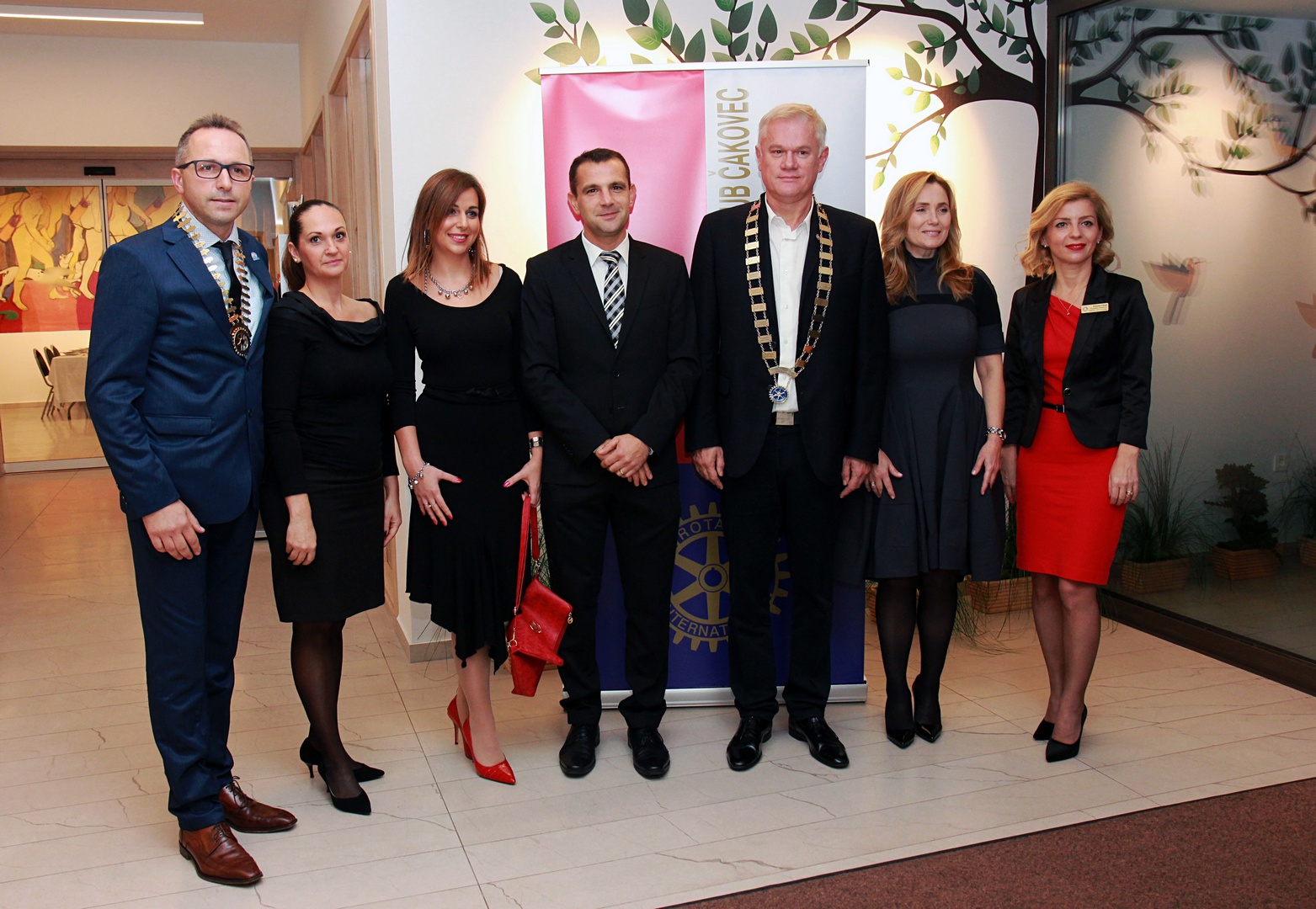 Humanitarna aukcija vina Rotary cluba Čakovec za opremanje laboratorija robotike Tehničke škole u Čakovcu