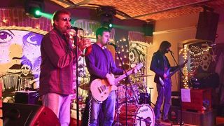 slika0004 Podroom (Petak, 14.12. – Rubikon – Azra tribute band)