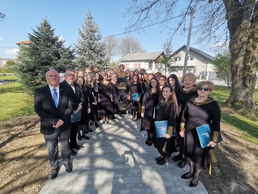 U Črečanu otkrivena bista Josipa Vrhovskog