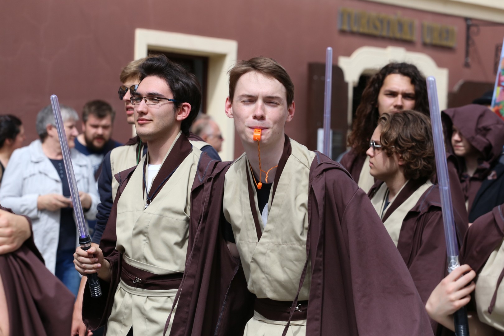 Ulicama Čakovca koračalo više od 1200 međimurskih maturanata