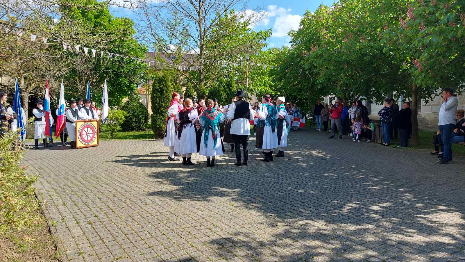 DRUGI DAN U DONJOJ DUBRAVI Smotra međimurskog i koreografiranog folklora