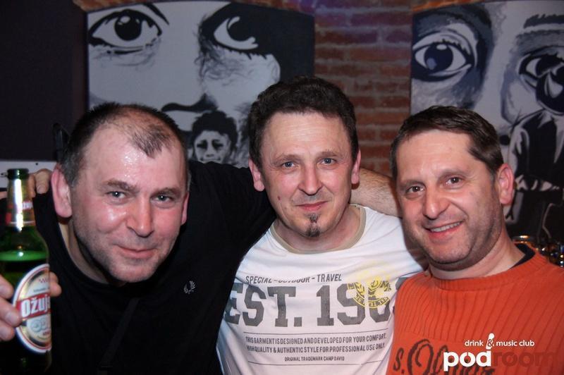 slika0018 Podroom (Petak, 20.4.2012) slika0018 Podroom (Petak, 20.4.2012)