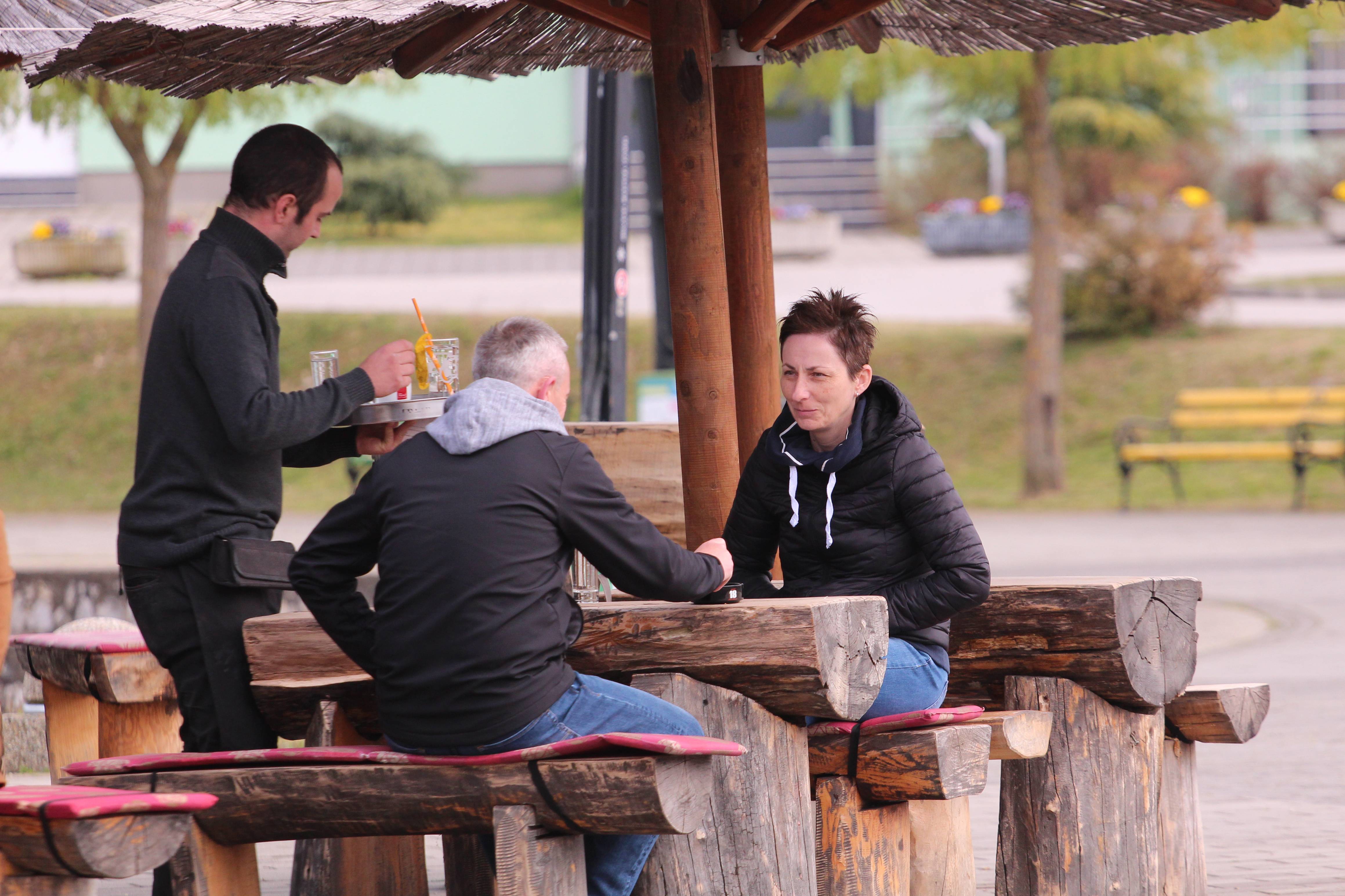 KLIKOM UZ MURU Poslije blagdanskog ručka treba i prošetati