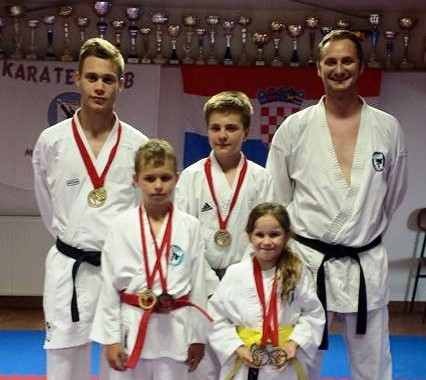 dvorananaokupu240694