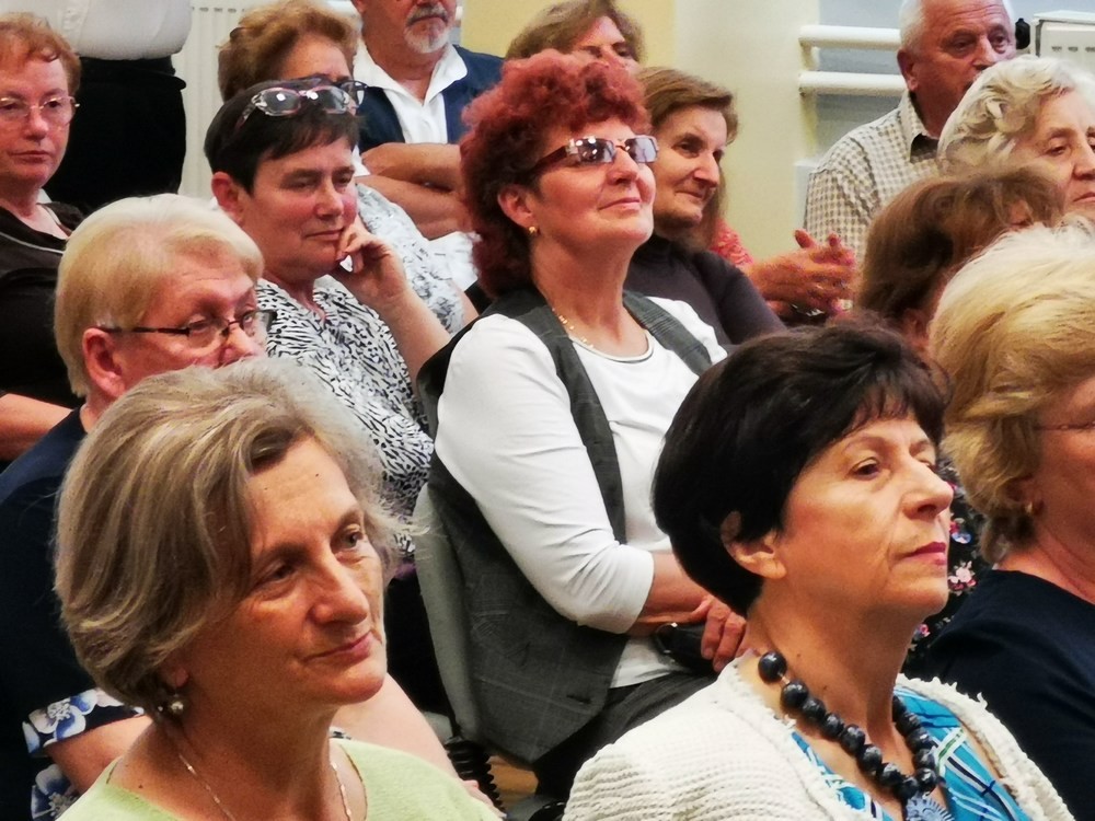 FOTO Udruga ‘Izvor’ iz Ivanovca je skromno, ali nezaboravno predstavila fotomonografiju 15 godina Udruge