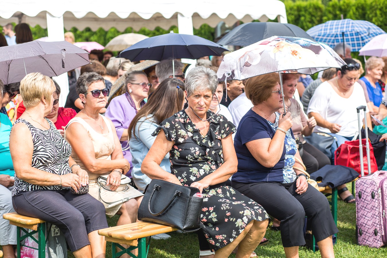 Deseta obljetnica posvete prvog Hrvatskog schönstattskog svetišta Kraljice srca u Maloj Subotici Deseta obljetnica posvete prvog Hrvatskog schönstattskog svetišta Kraljice srca u Maloj Subotici