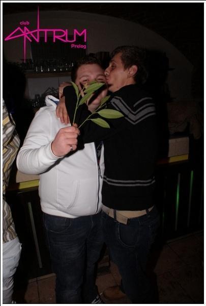 slika0047 Antrum (Subota, 12.1.2013.) slika0047 Antrum (Subota, 12.1.2013.)