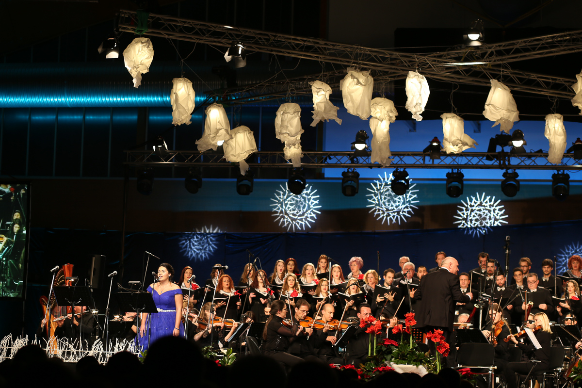 Božićni koncert zbora Josip Vrhovski iz Nedelišća