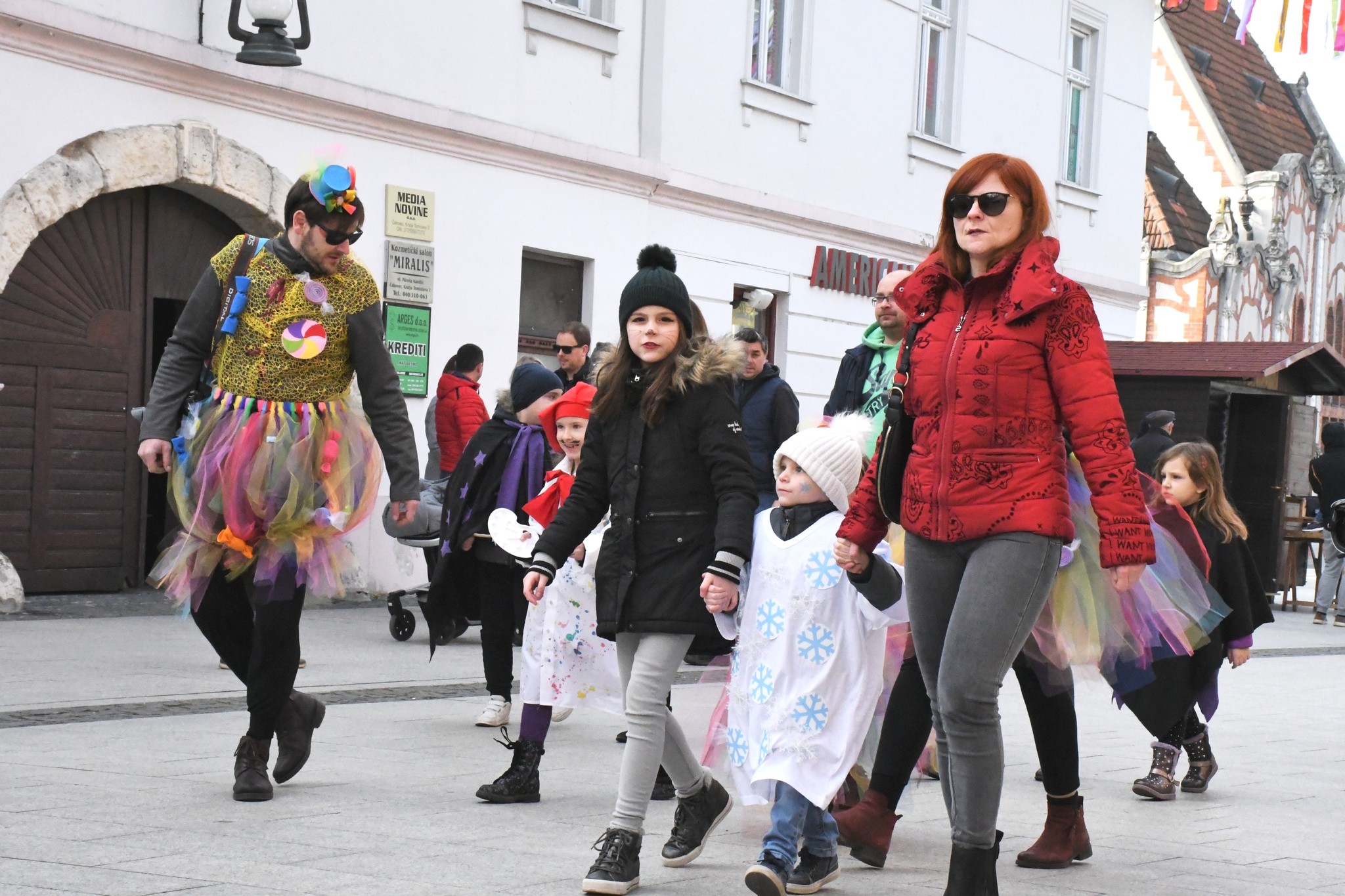 56. Međimurski fašnik: Maskirani mališani zavladali centrom Čakovca