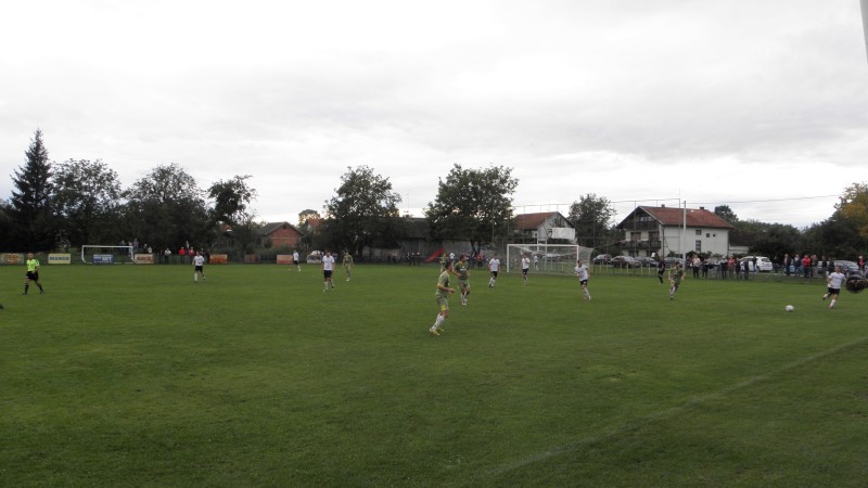 nkmladostnkspartak010563681