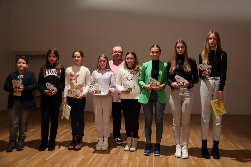 MLADI PISCI Predstavljen zbornik dječjih literarnih radova Tragovi budućnosti