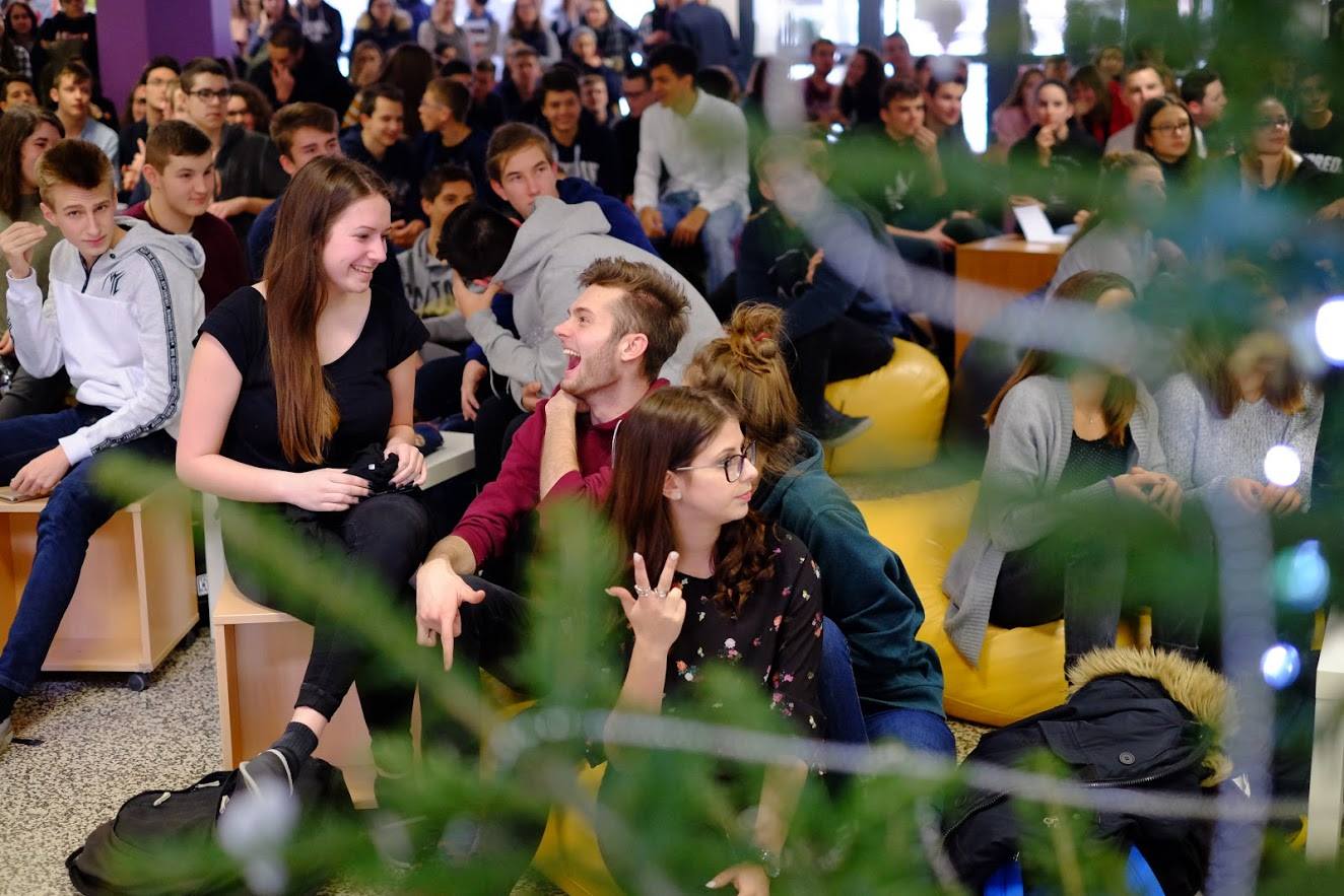 Pub kviz u Gimnaziji uz Moranu Zibar, lovkinju iz popularne Potjere