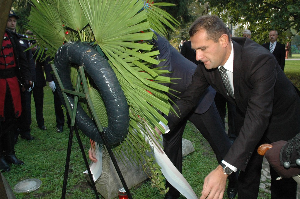 danneovisnosti4754034