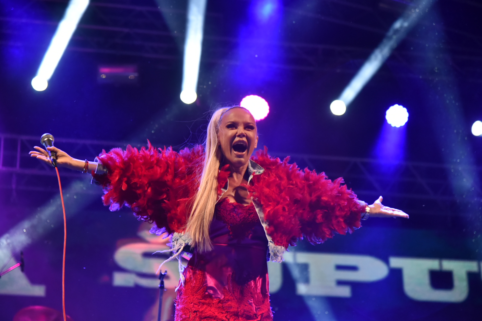 Vrckava Maja Šuput rasplesala publiku u jezeru Staroga Grada