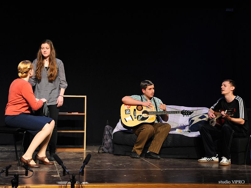 344414881dsc7029213767