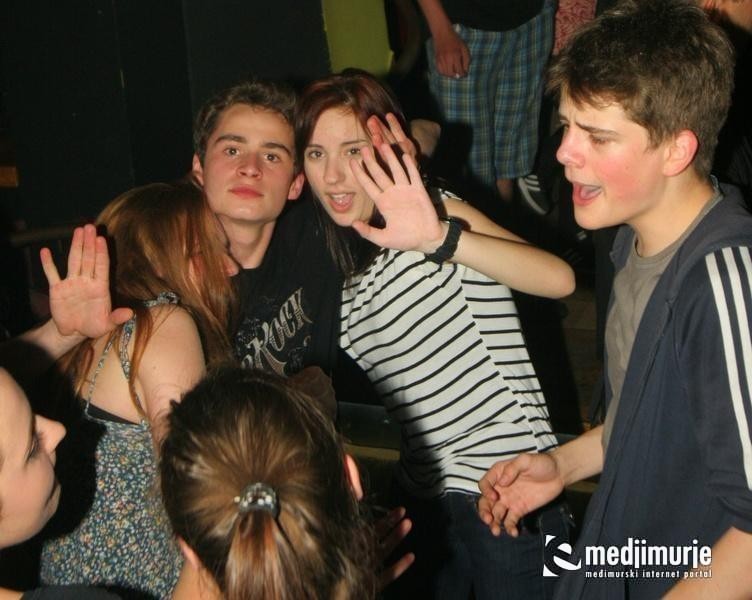 slika0025 Arcus (Subota, 5.5.2012) slika0025 Arcus (Subota, 5.5.2012)