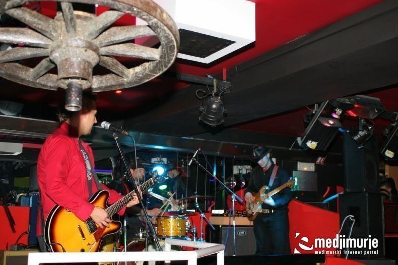 IMG4289 Diana (Subota, 10.12.2011) IMG4289 Diana (Subota, 10.12.2011)